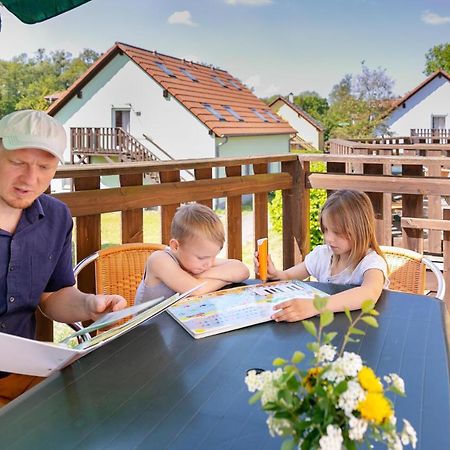 Mueritzparadies - Feriendorf Alte Fahrt レヒリン エクステリア 写真