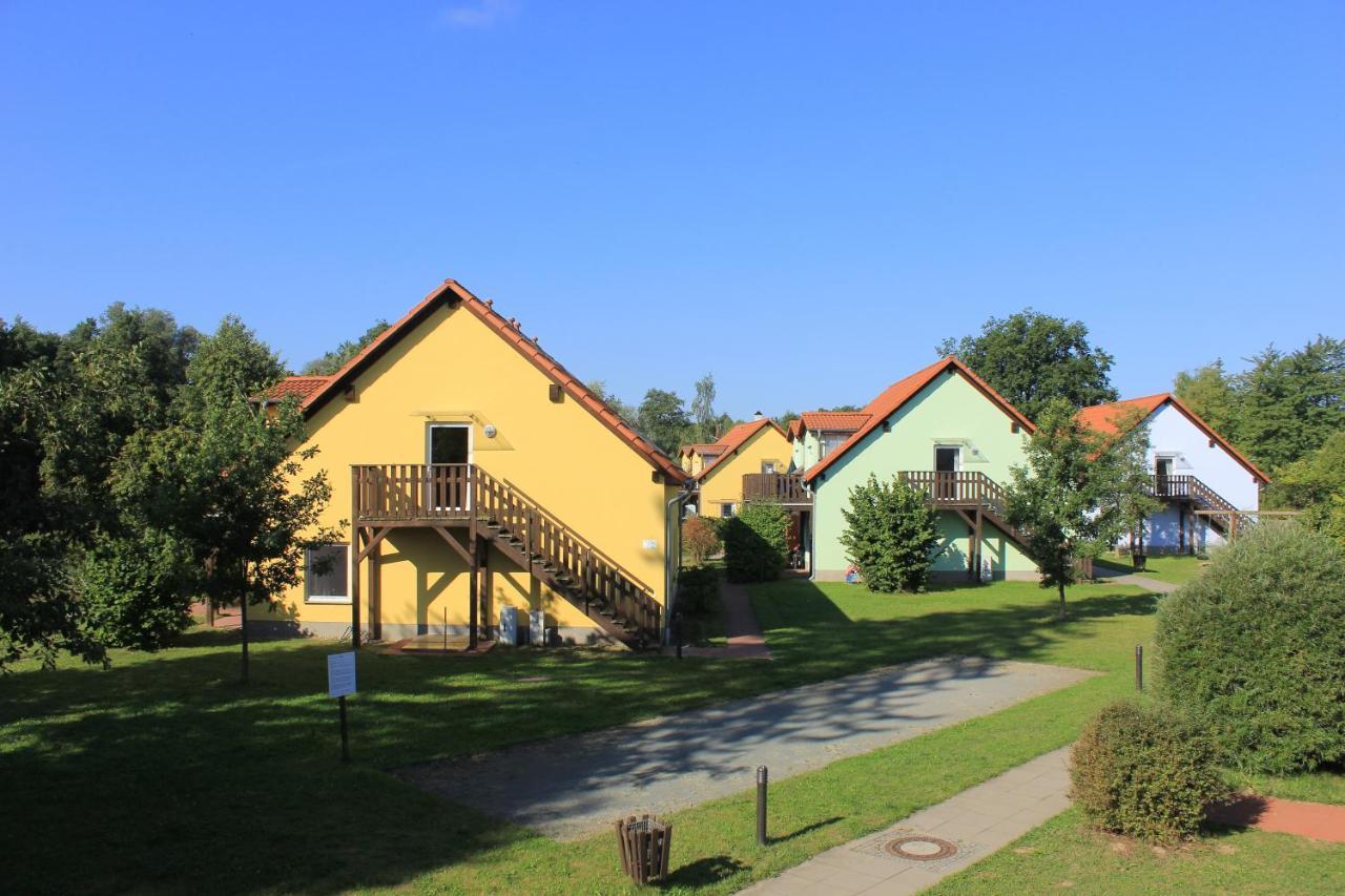 Mueritzparadies - Feriendorf Alte Fahrt レヒリン エクステリア 写真